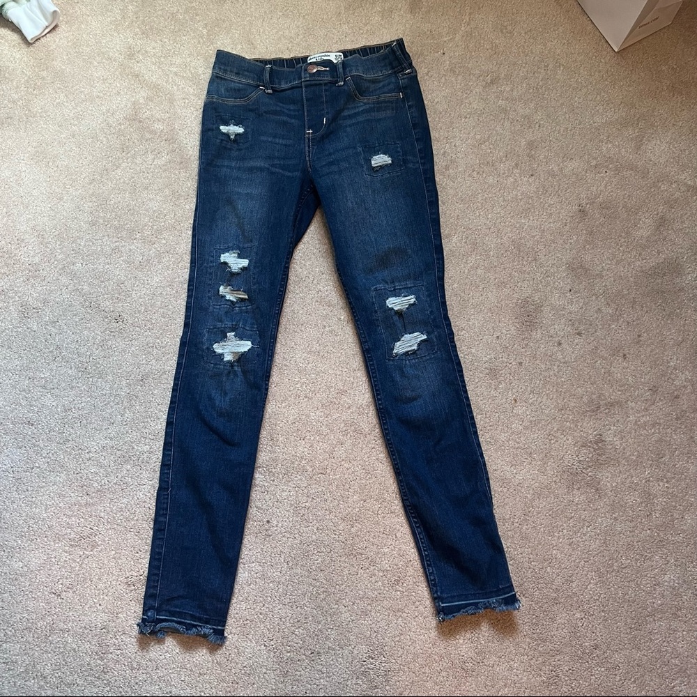 Abercrombie distressed jeggings size 13/14 SLIM